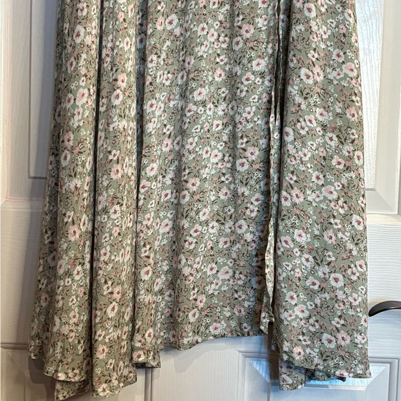 Altar'd State Green Floral Maxi Skirt - Picture 2 of 16
